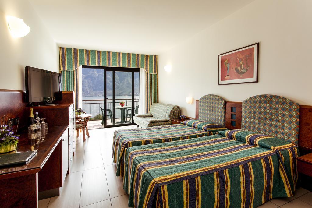 Hotel Ilma Lake Garda Resort Limone sul Garda Zewnętrze zdjęcie